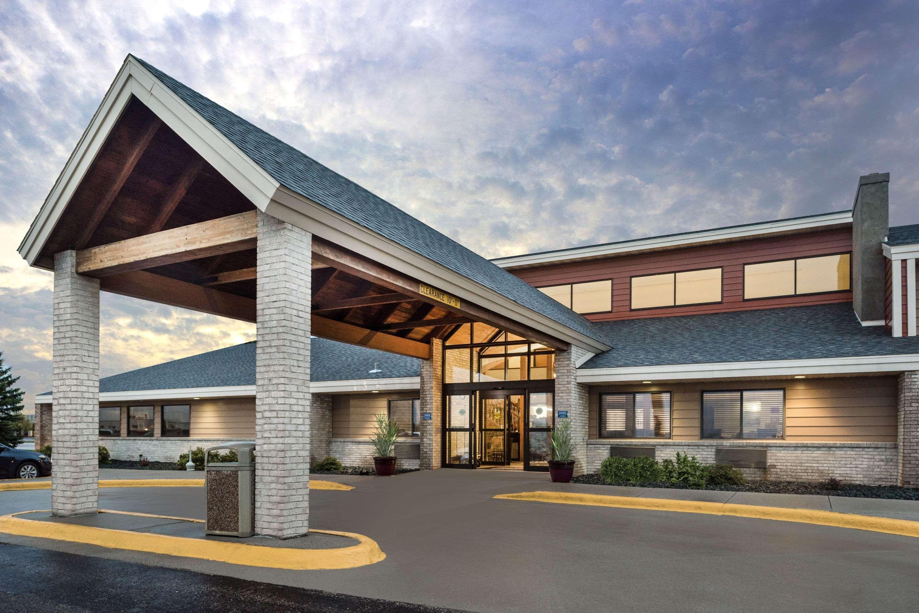 Americinn By Wyndham Wahpeton Экстерьер фото